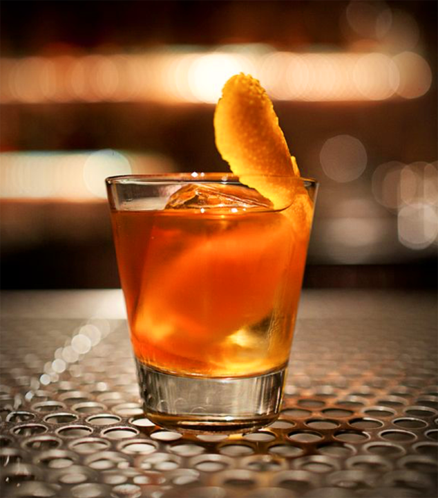 Cocktail de mezcal « Black Cat »