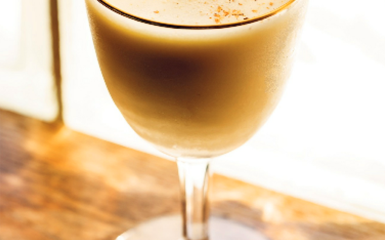 Mezcal-Cocktail “Mezcalexander”