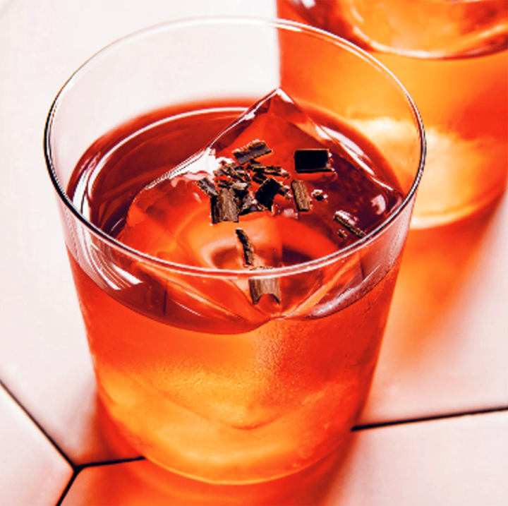 Mezcal-Cocktail “Smoke and Ice”